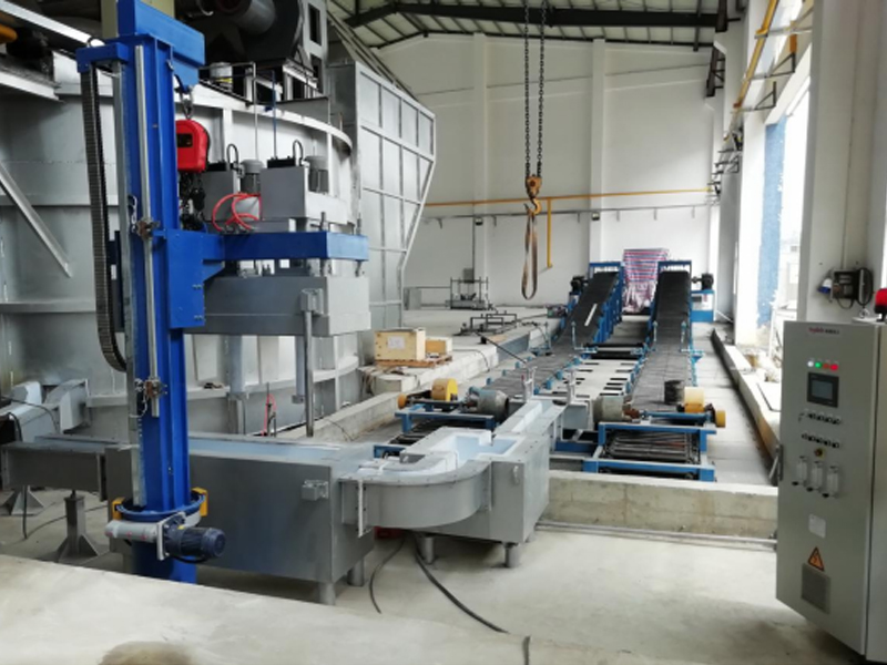 Flow-through in-line degassing equipment