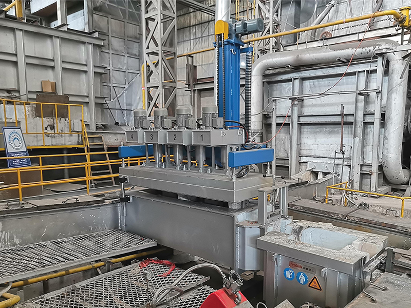 Flow-through in-line degassing equipment