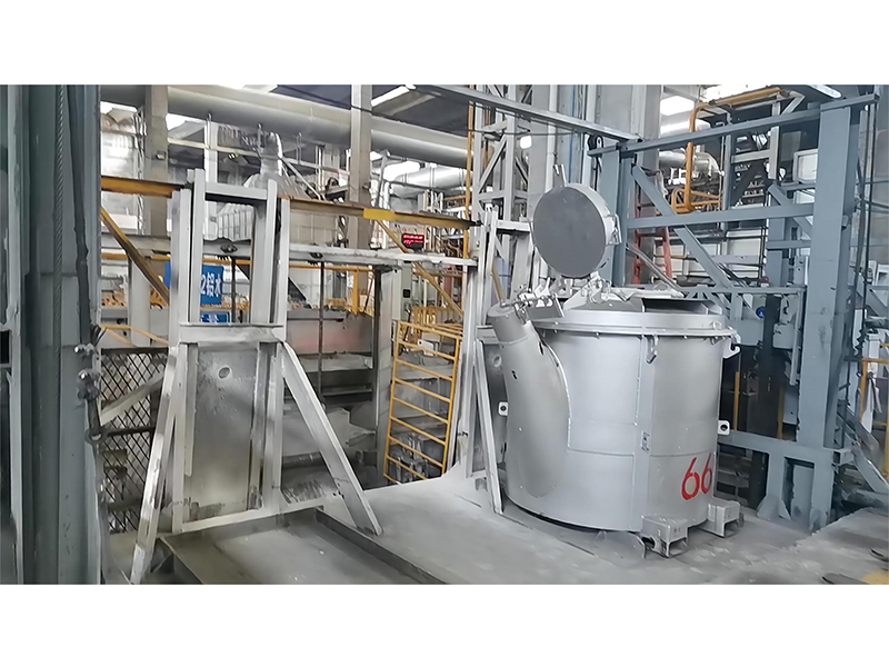 Guide rail hydraulic lifting platform