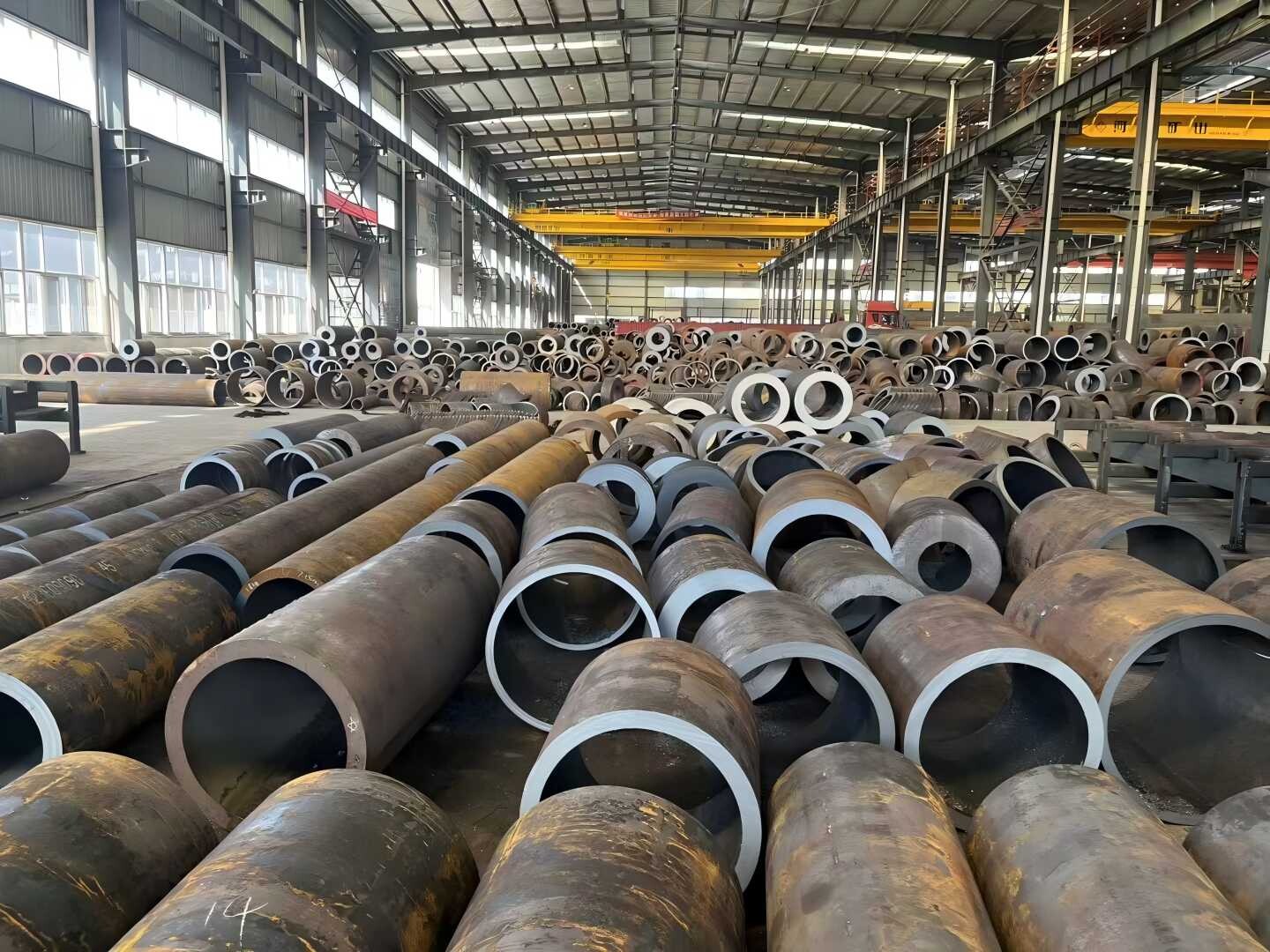 Premium Carbon Steel Pipes & Tubes Manufacturer – ASTM / API Certified