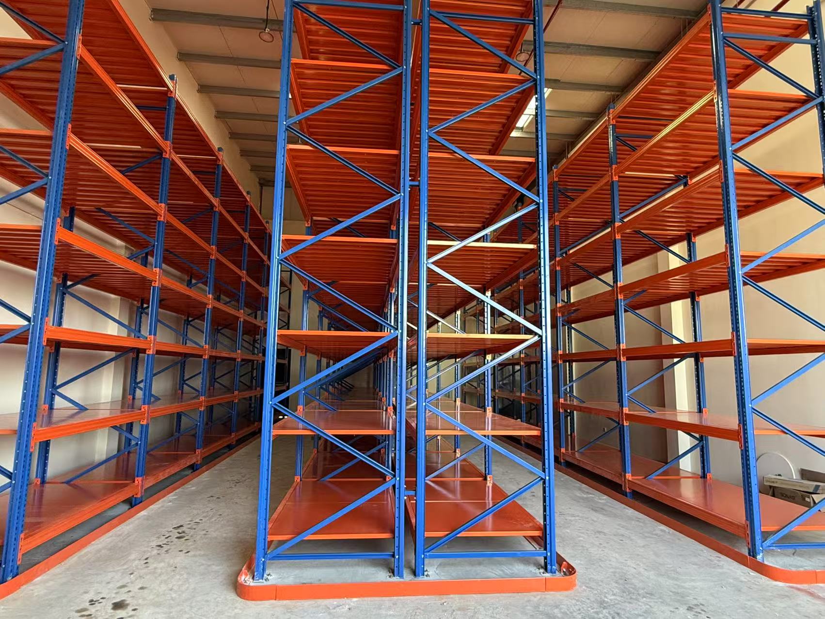 Welfor Rack -- What Is Narrow Aisle Racking?