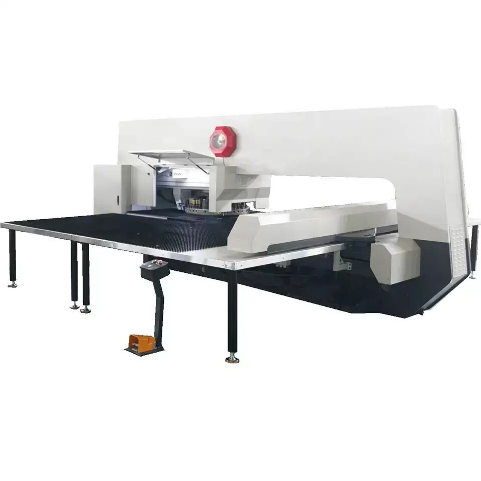 Mechanical CNC Turret Punching Machine