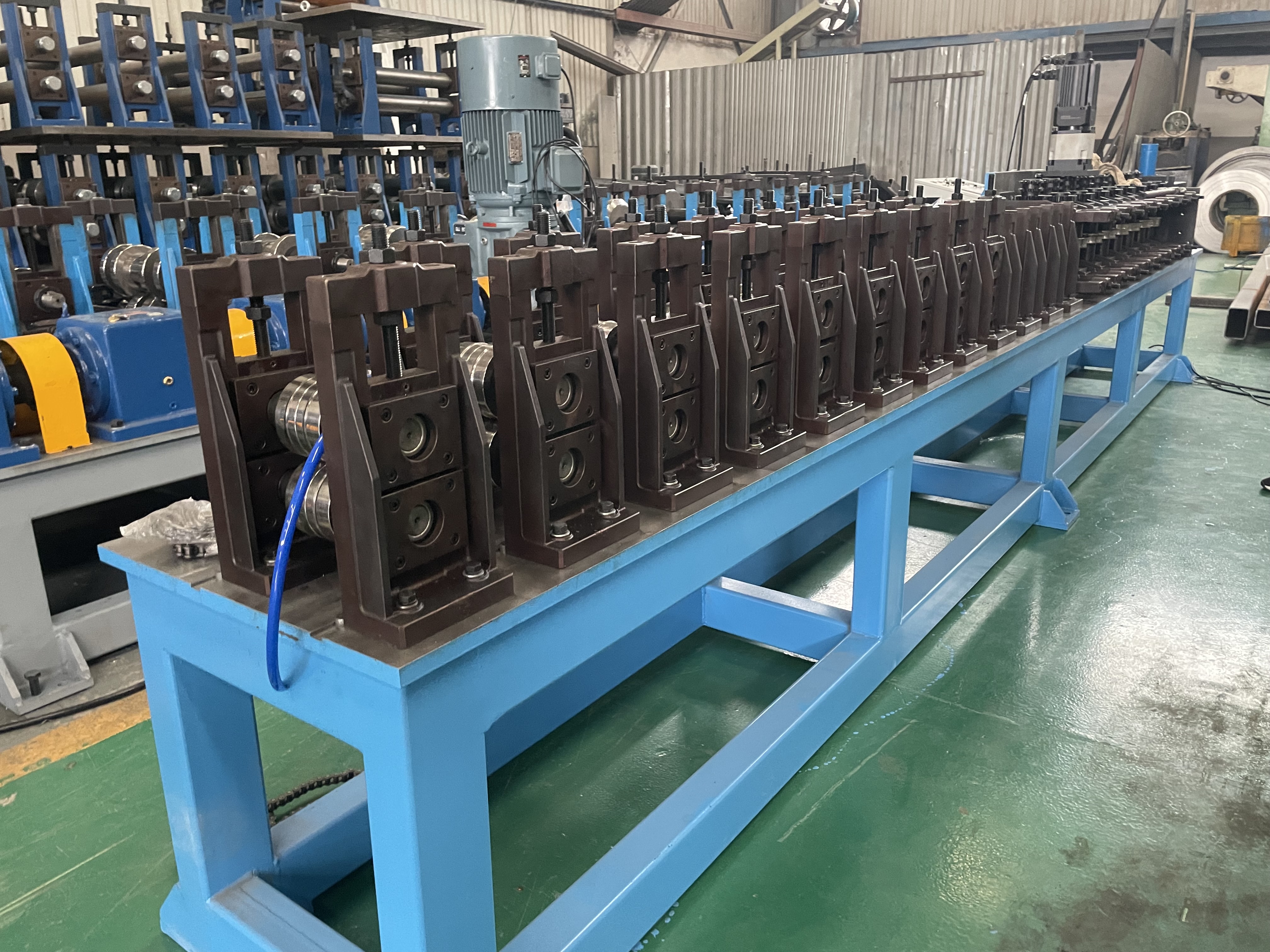 Custom Fan Blade Roll Forming Machine