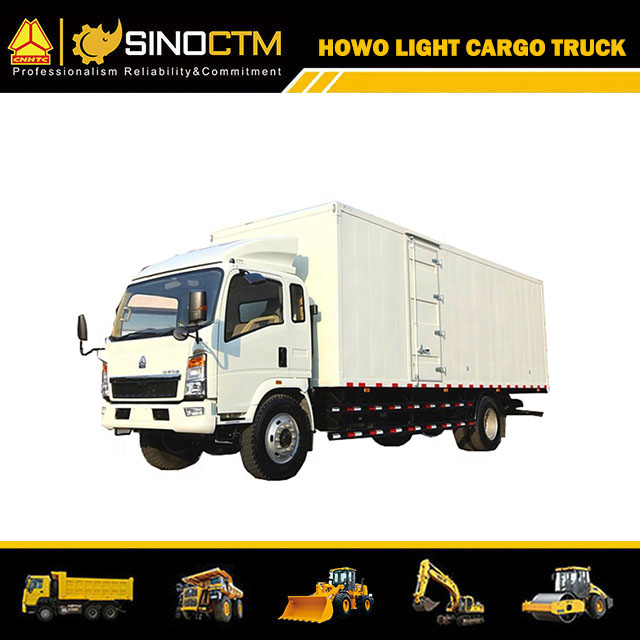 8-12t tonne camion léger 4X2 HOWO Cargo Van Box Truck