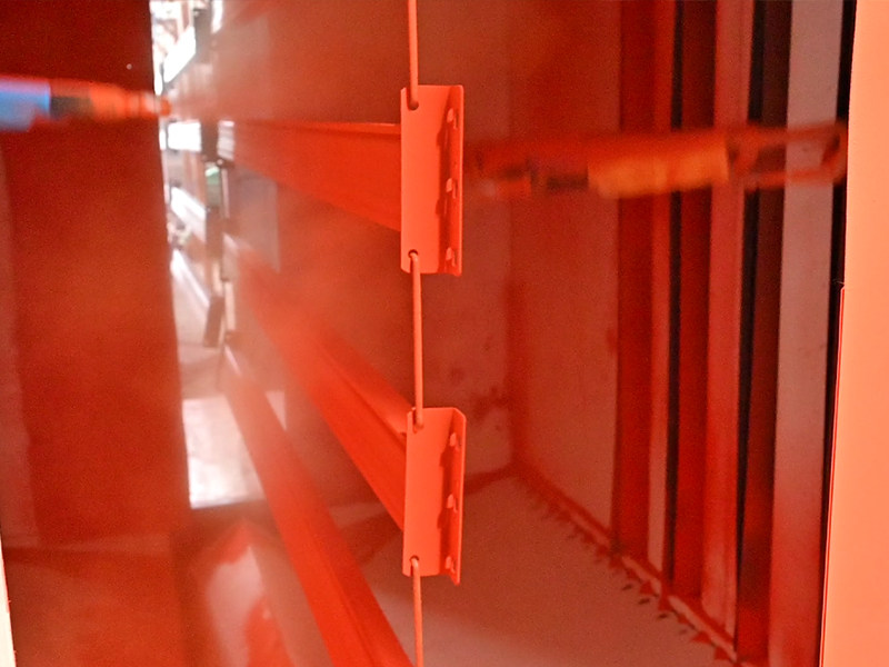 Electrostatic powder spraying