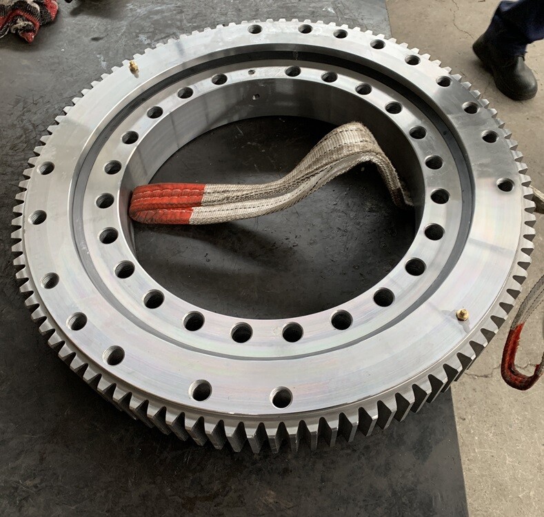 China exporter Kanglim1756 Z100 teeth 16-M20 slewing ring slewing gear slewing bearing