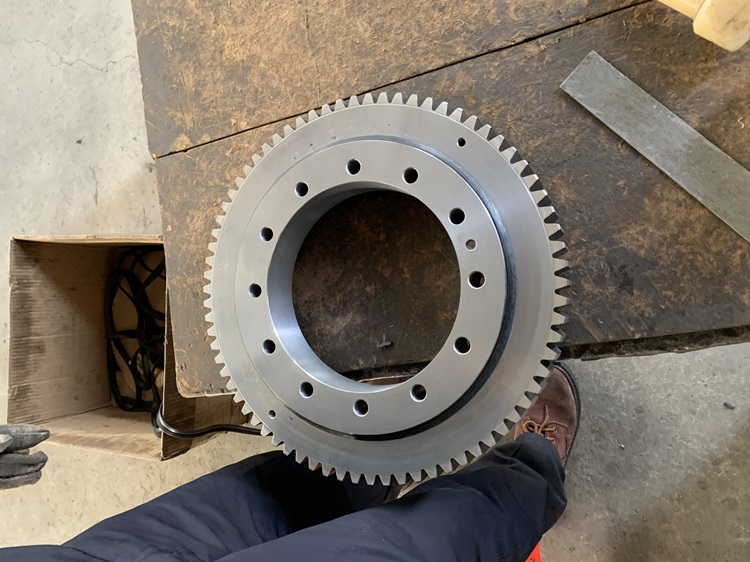 high hardness corrosion-resistant stainless steel ss440c material slewing bearing for marine environment