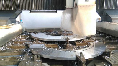 Before delivery, we will process different materials according to customer needs, check the processing effect, and then adjust as needed