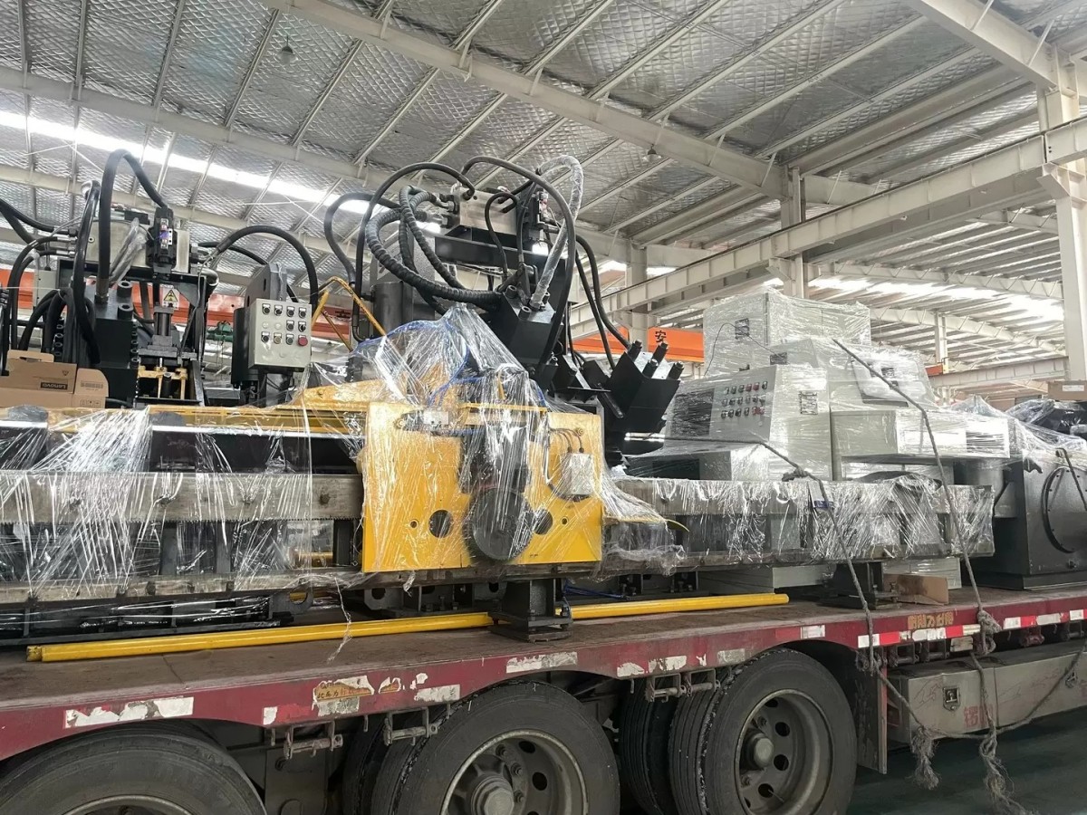 JGX2020 Shipping.jpg La línea de acero en ángulo JGX2020 se enviará a México