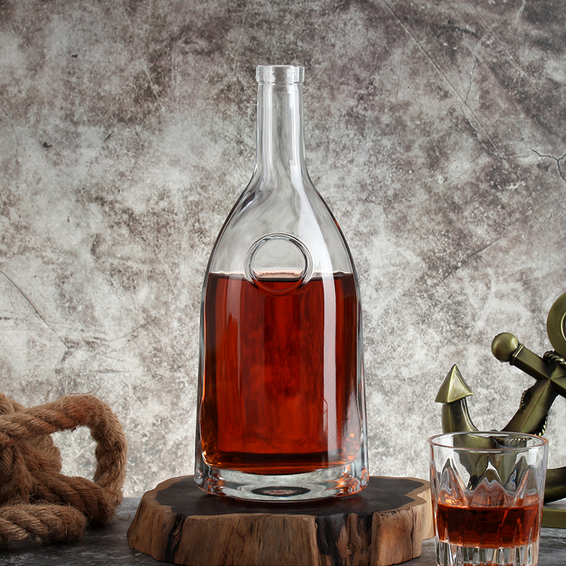 Bouteille en verre de spiritueux de luxe