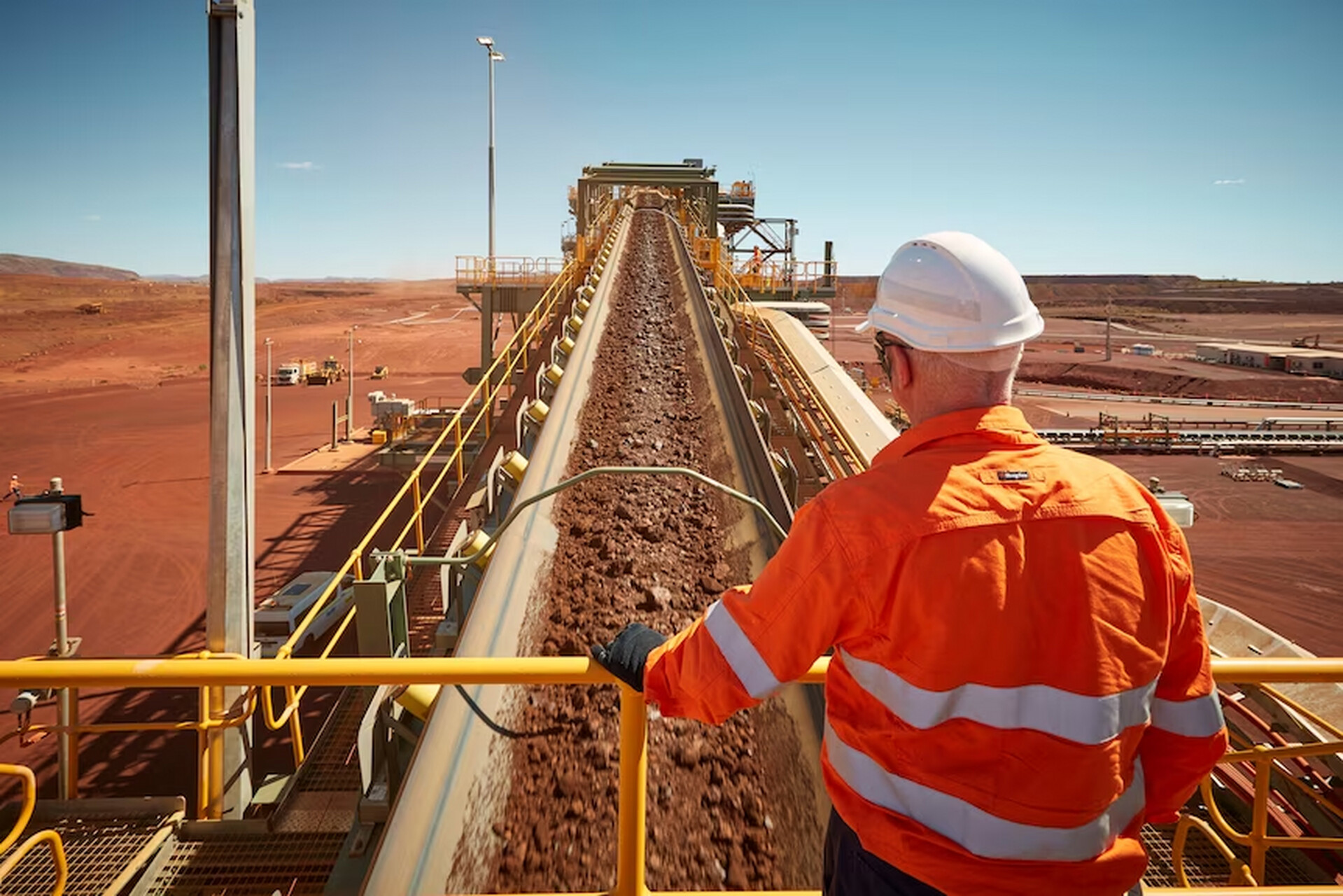 Rio Tinto stockpiles 2 million tons of iron ore at Simandou for November shipment