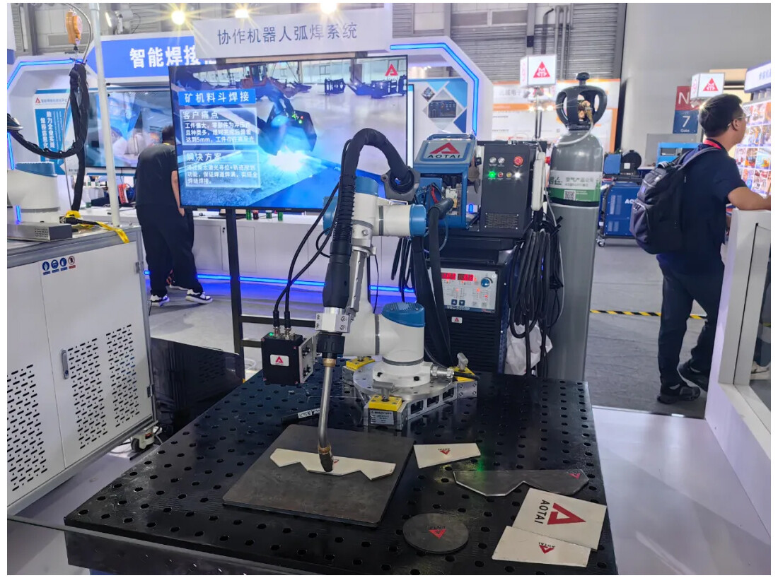 图片2.jpg Vert, efficace, intelligent : Aotai définit l'avenir du soudage et de la découpe intelligents