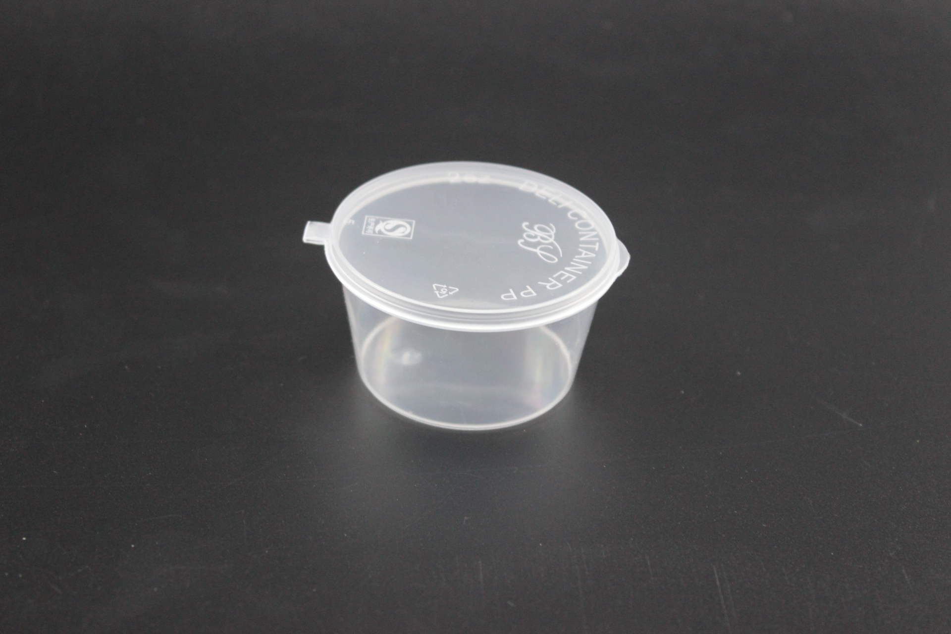 Disposable conjoined p2 condiment cup (flat lid)