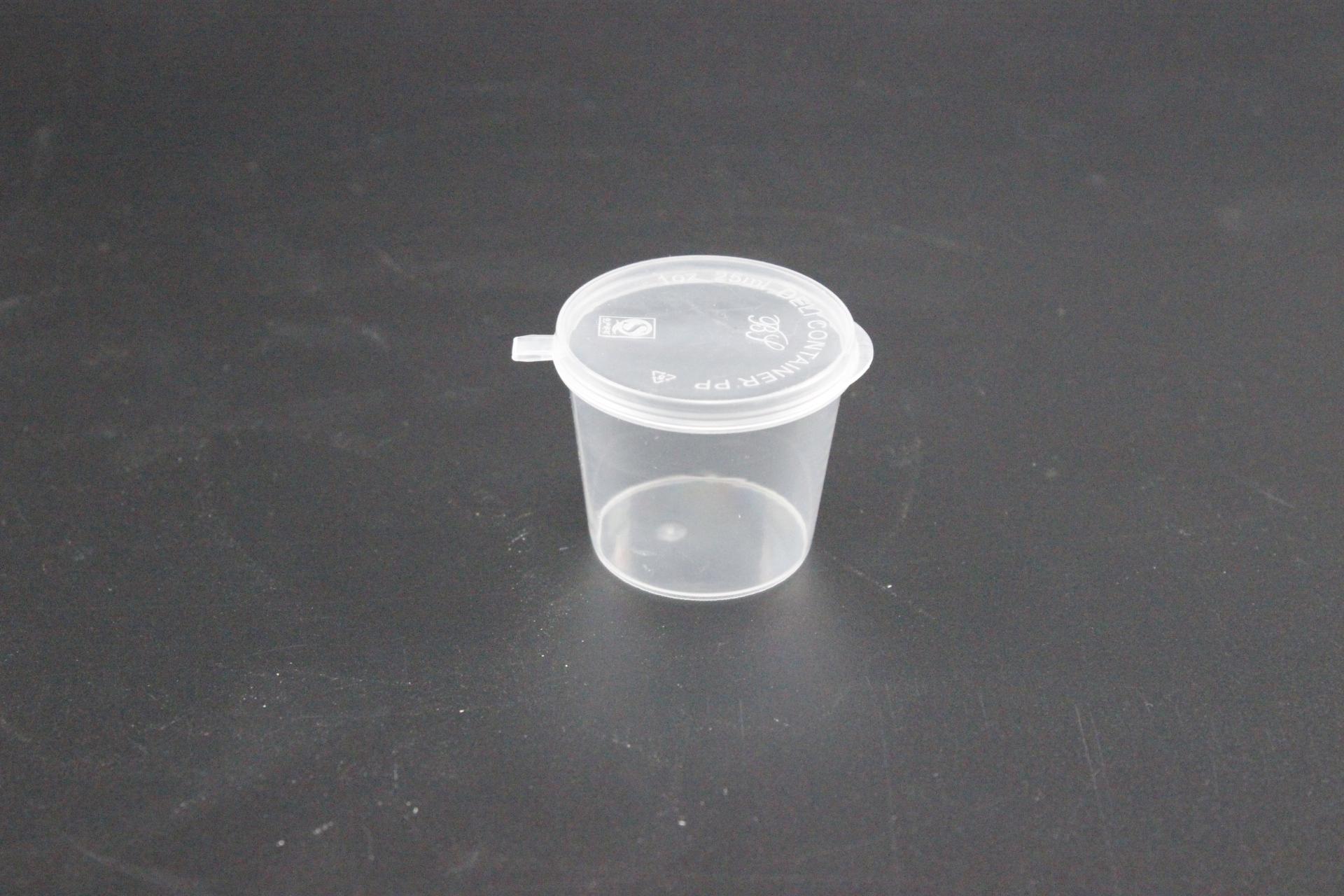 Disposable conjoined p1 condiment cup (flat lid)
