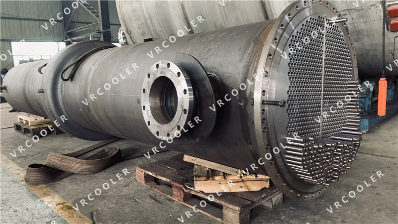 Why is shell and tube heat exchanger better than plate heat exchanger?