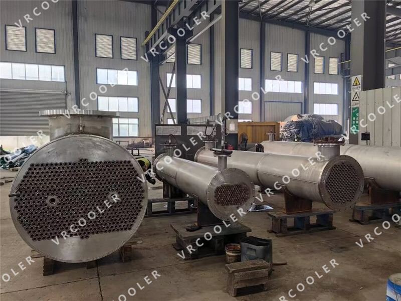 Examples of surface treatment methods for shell and tube heat exchangers