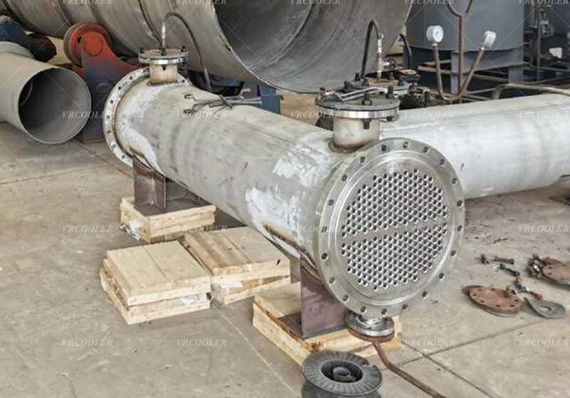 Tube Bundle Water–Oil Heat Exchangers