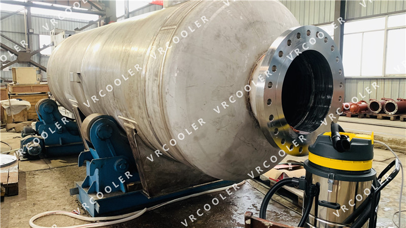 Material Performance Strategy in Shell and Tube Heat Exchanger Under Corrosive Conditions