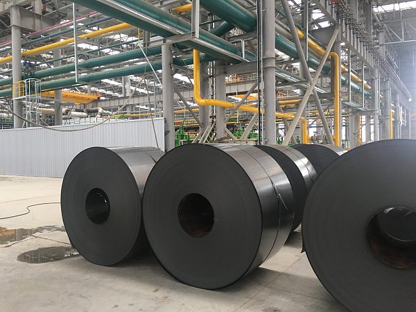 Baosteel to maintain current flat steel prices for January sales