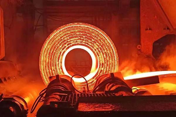 US Hot-Rolled Coil Prices Drop in Late April Amid Market Stabilization