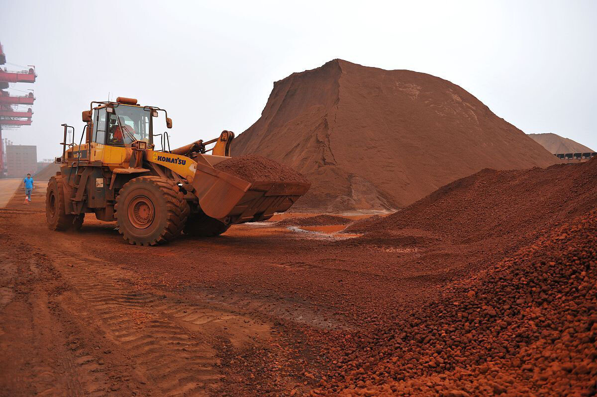 China increased iron ore production by 2.8% y/y in January-October China increased iron ore production by 2.8% y/y in January-October