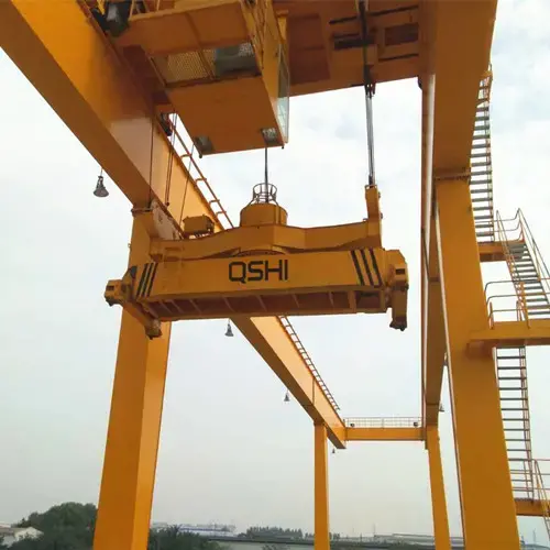 Rotary container spreaders