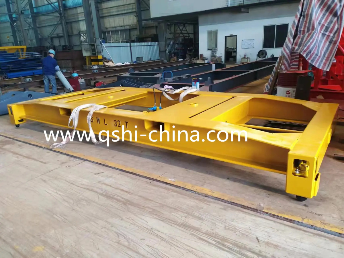 1539485103512805378.jpg QSHI Electric Hydraulic Container Spreader With Rotary loader