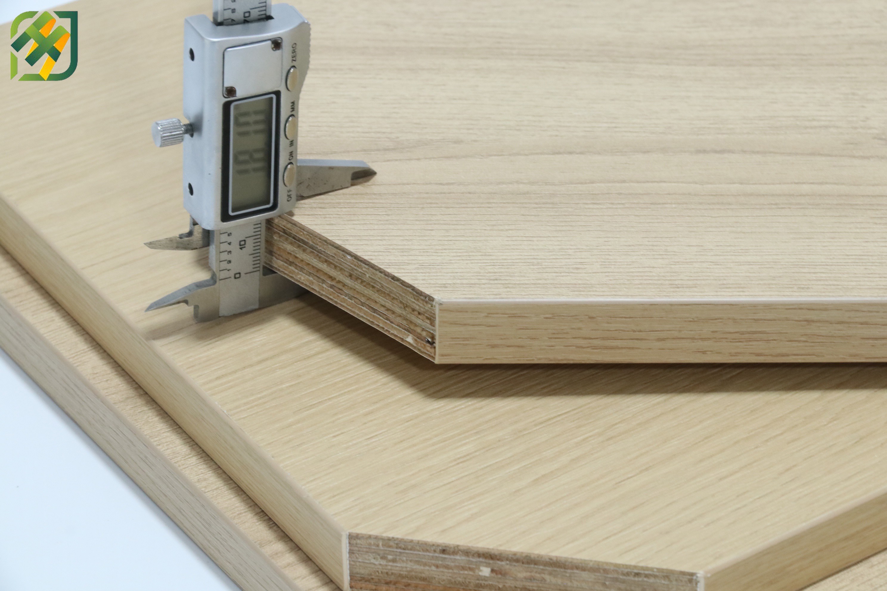 Melamine Faced Multi-Layer Plywood for Cabinets and Furniture