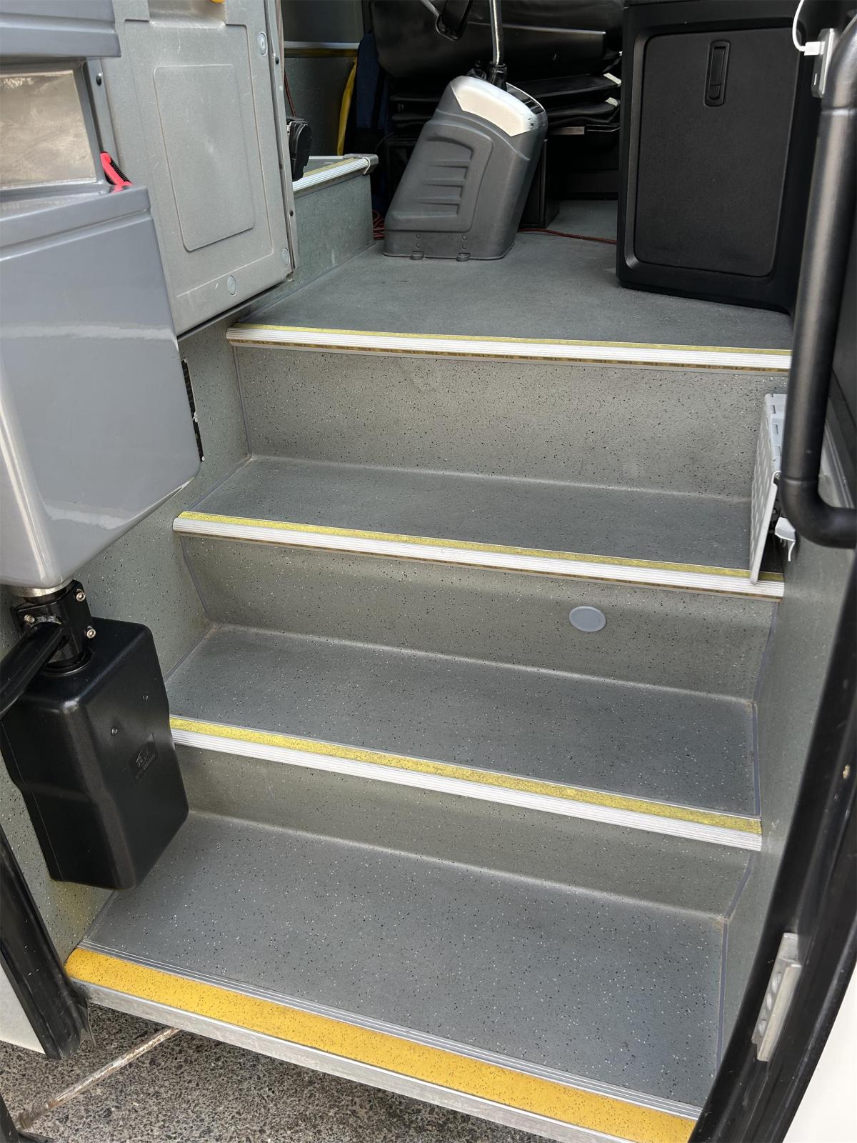 Case | Bus Flooring and The Unique Welding Rod