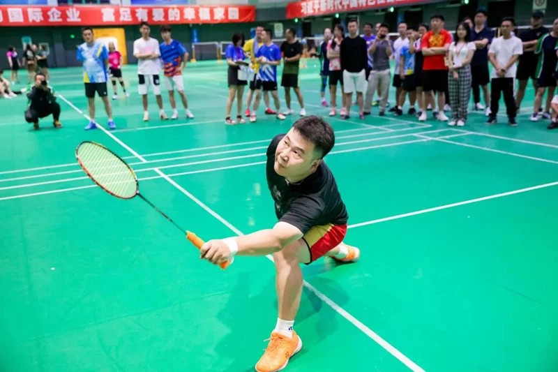 The 9th SUMEC Staff Badminton Competition