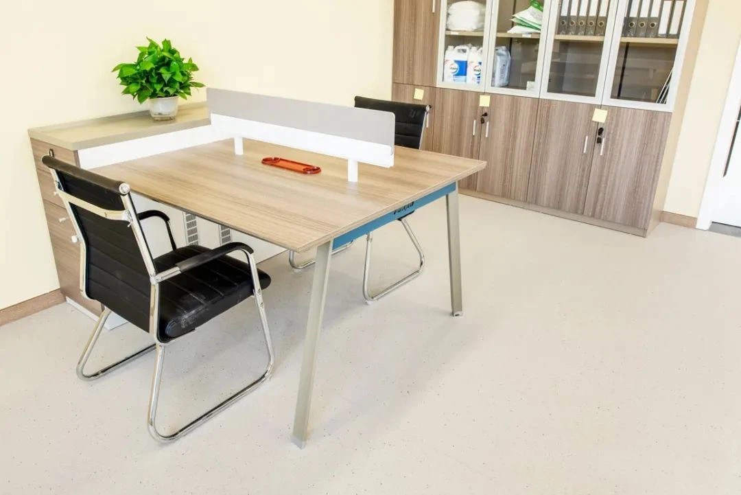 Which Colour Vinyl Flooring Is Best？