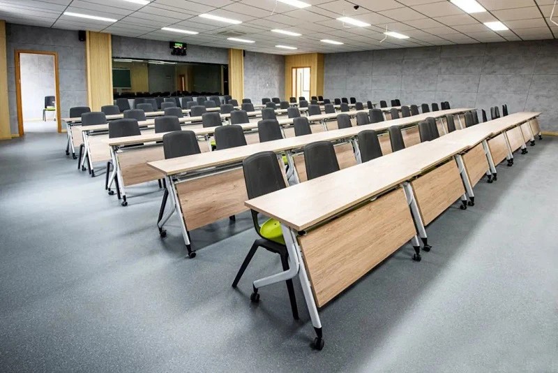 Which Colour Vinyl Flooring Is Best？
