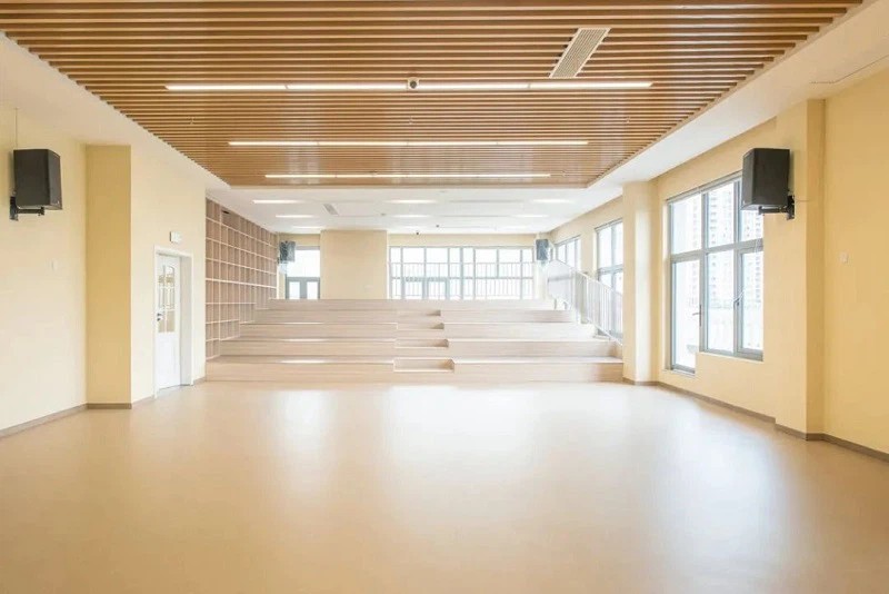 Which Colour Vinyl Flooring Is Best？