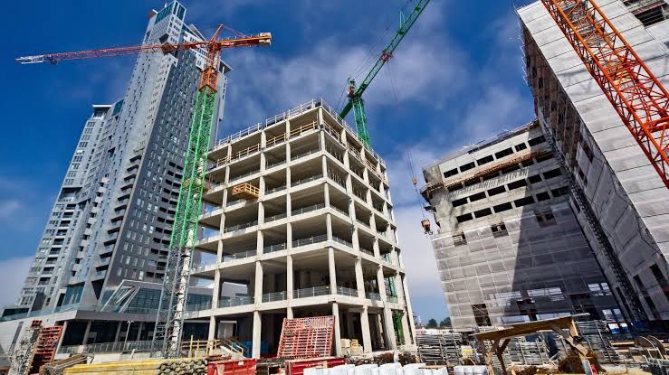 EU Construction Output Falls 0.3% in July as Steel Demand Stays Weak