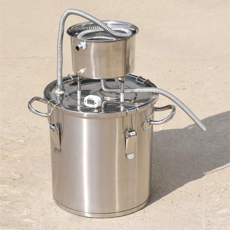 Water mug distiller
