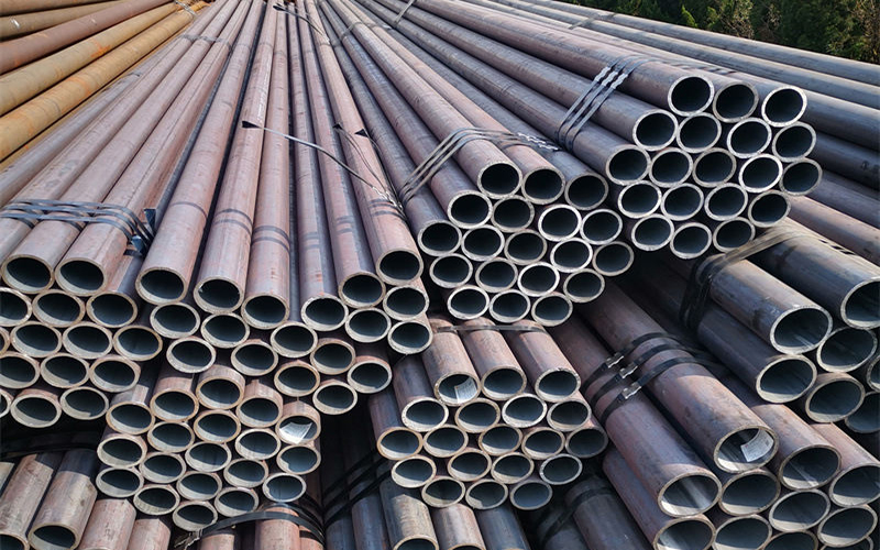 Carbon steel welded pipe