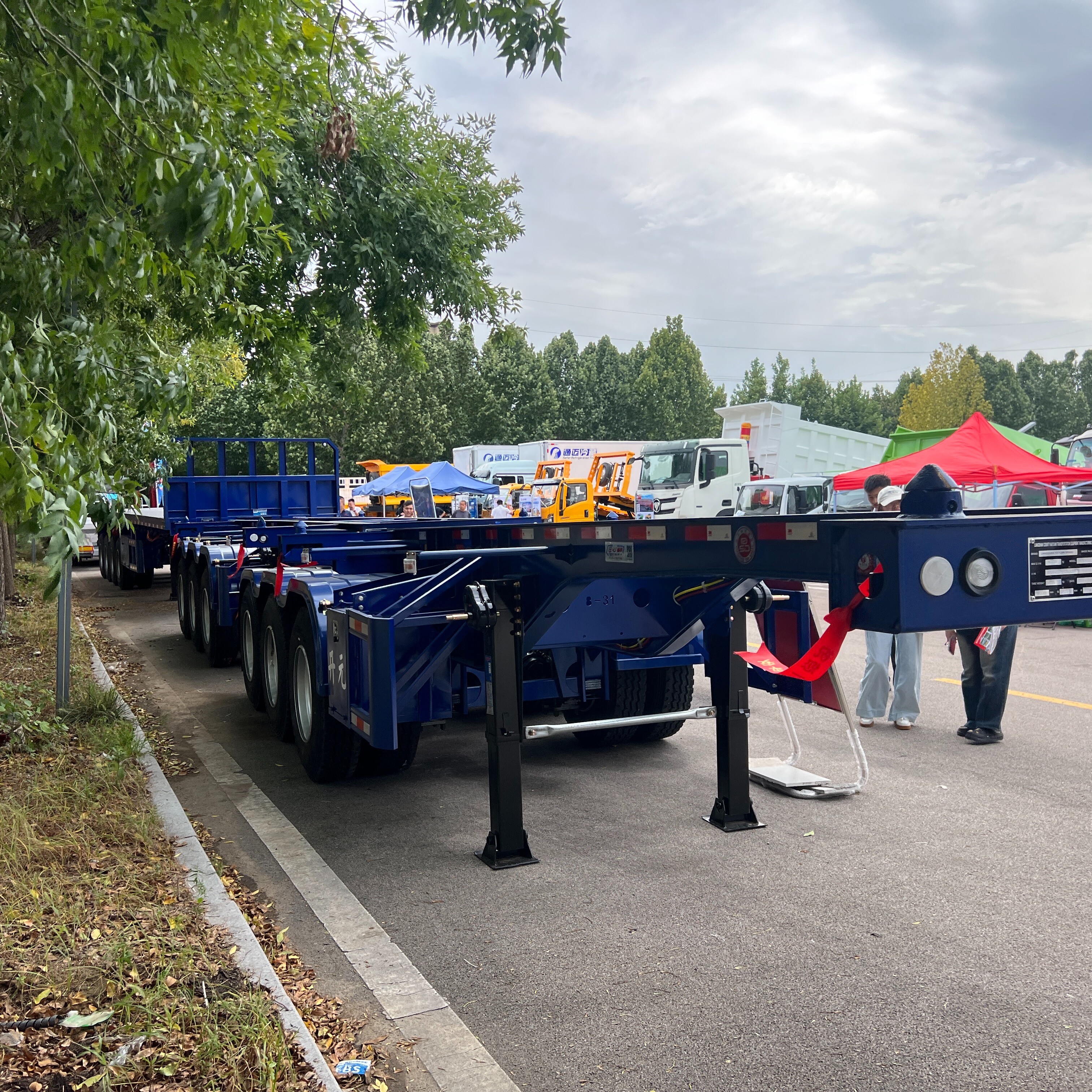 skeleton semi trailer
