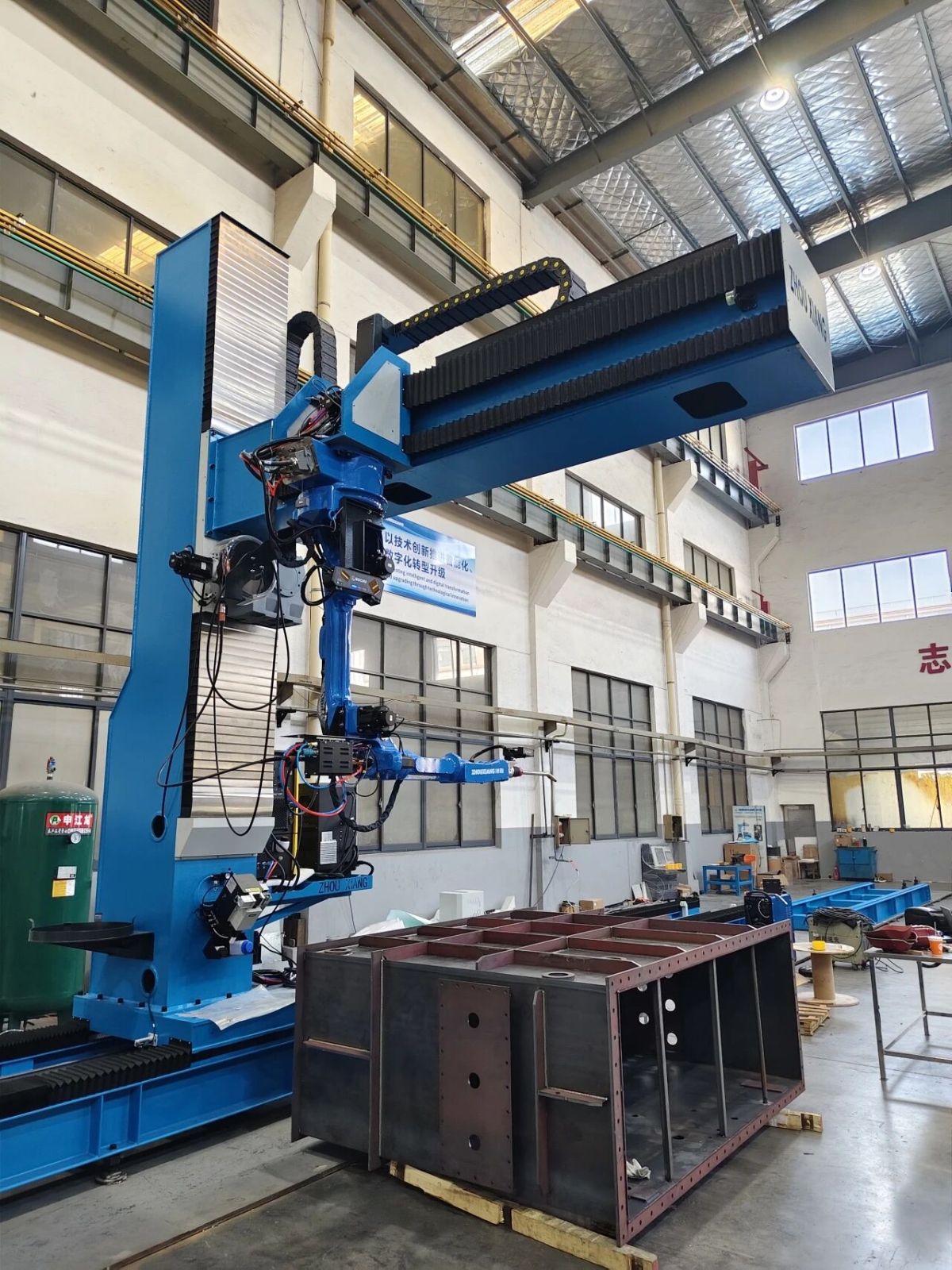 Zhouxiang Welding Robots | Smart Manufacturing Across Diverse Scenarios, Redefining Welding Efficiency.