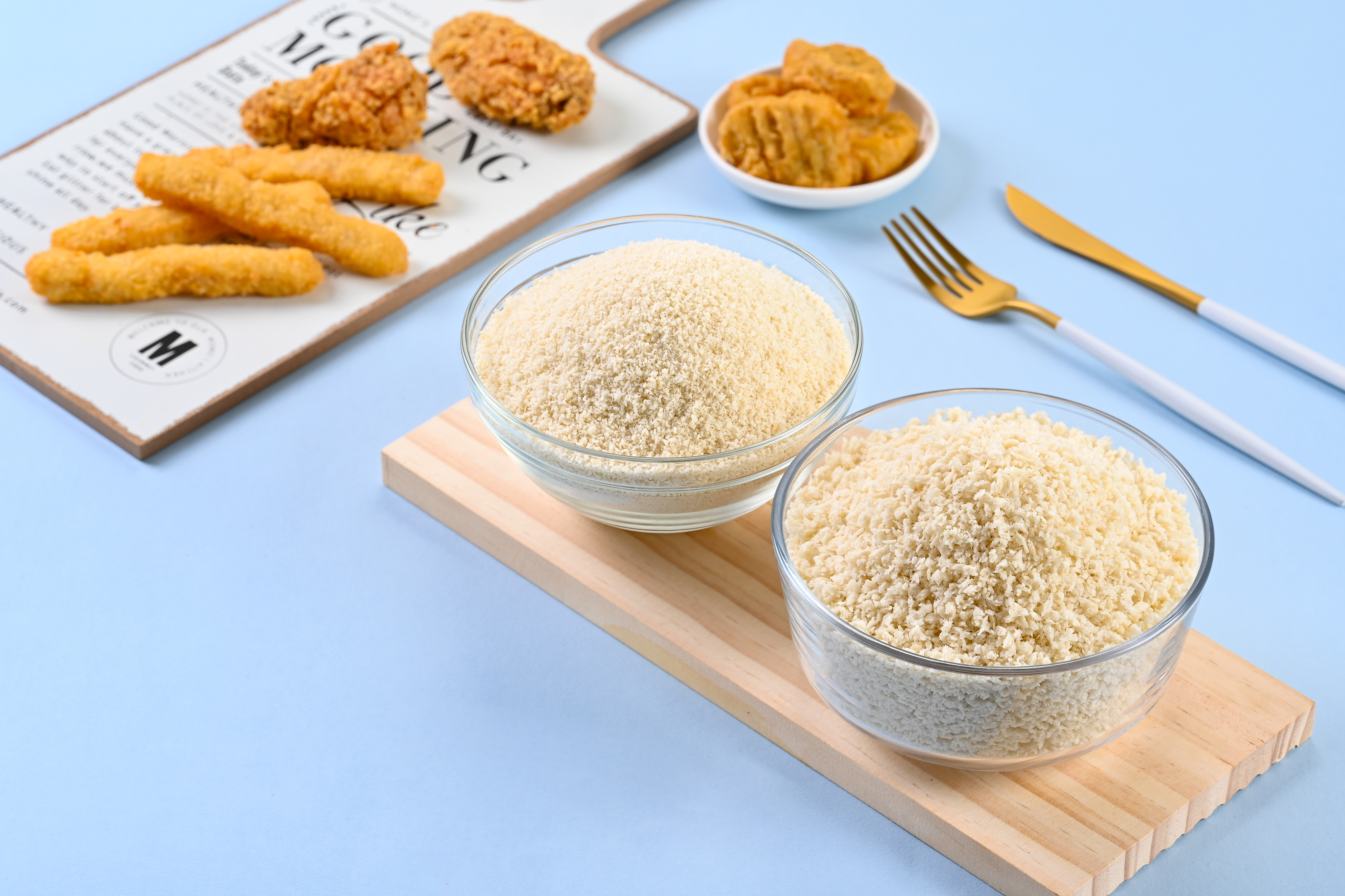 white bread crumbs