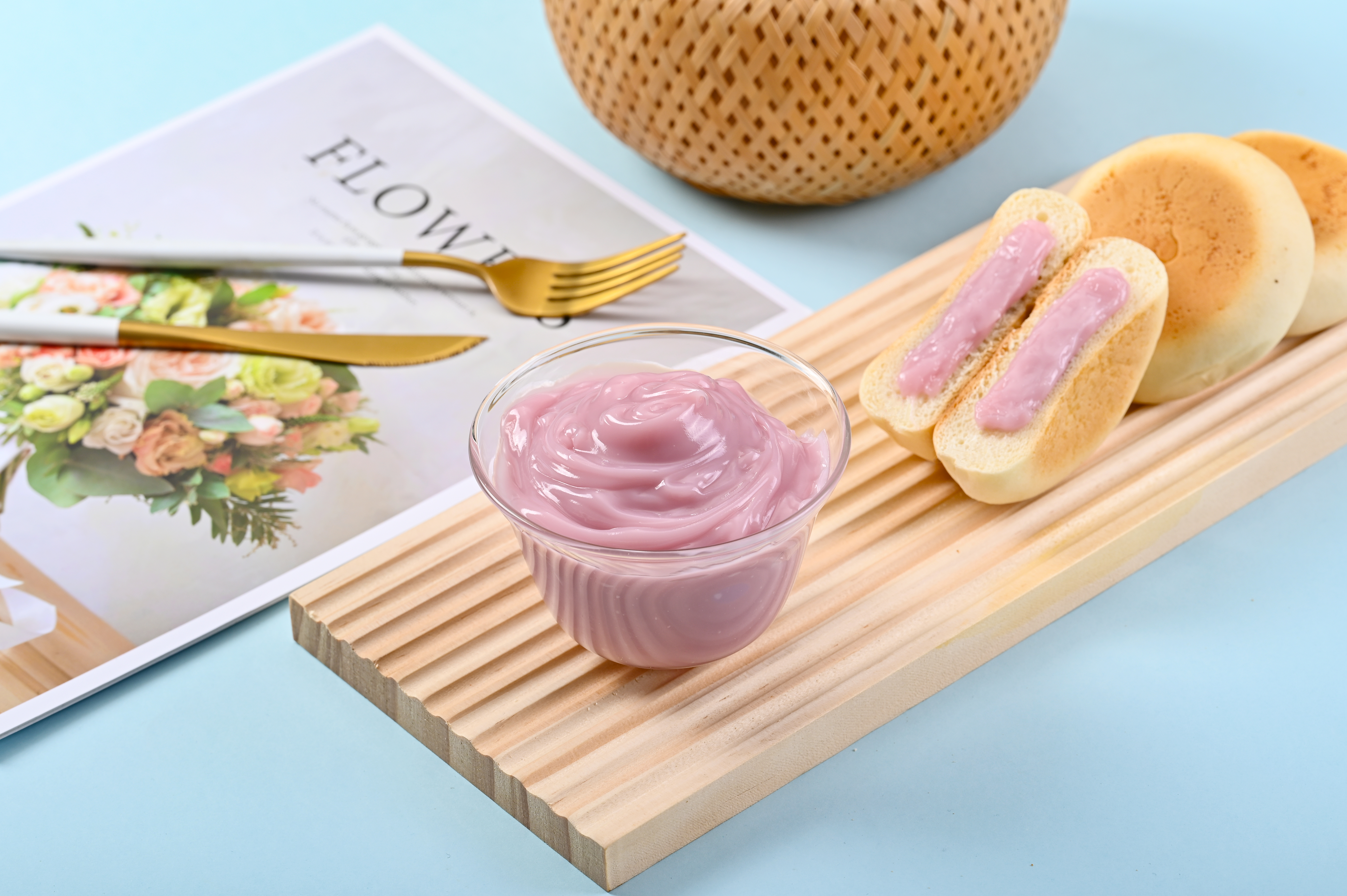 Taro flavored salad dressing