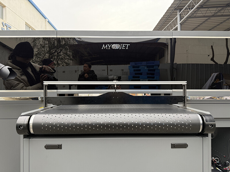 MYJET-CCD085