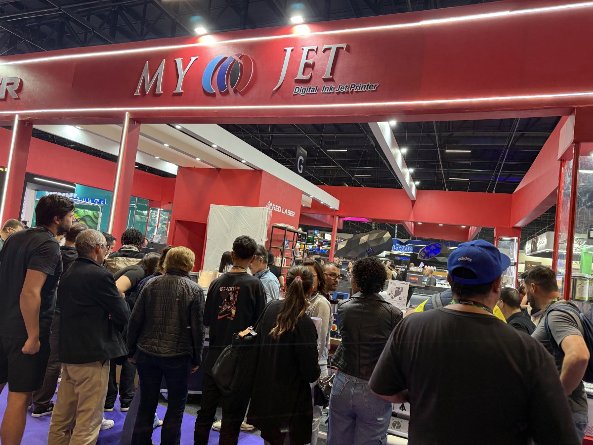 From July 16th to 19th, MYJET proudly participated as an exhibitor at Future Print 2025 in São Paulo, Brazil – one of the most influential printing exhibitions in Latin America. We showcased our latest lineup of UV and DTF printing machines to a large crowd of industry professionals, business owners, and potential distributors. From July 16th to 19th, MYJET proudly participated as an exhibitor at Future Print 2025 in São Paulo, Brazil – one of the most influential printing exhibitions in Latin America. We showcased our latest lineup of UV and DTF printing machines to a large crowd of industry professionals, business owners, and potential distributors.