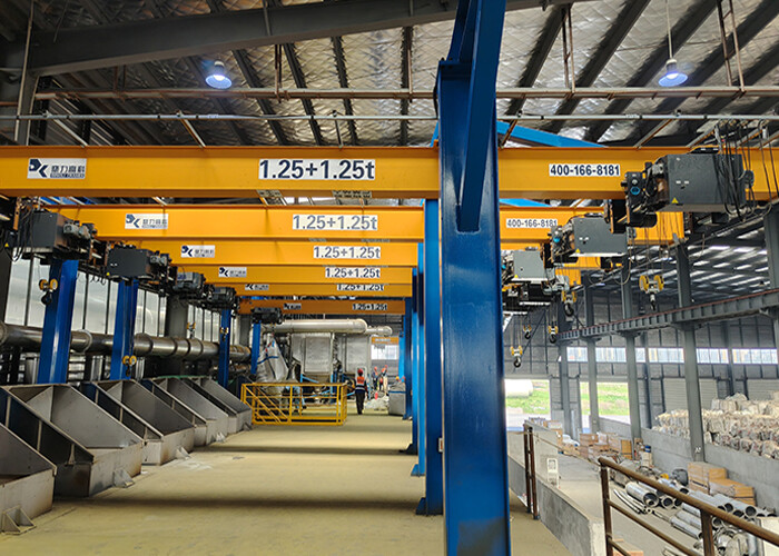 Light cranes