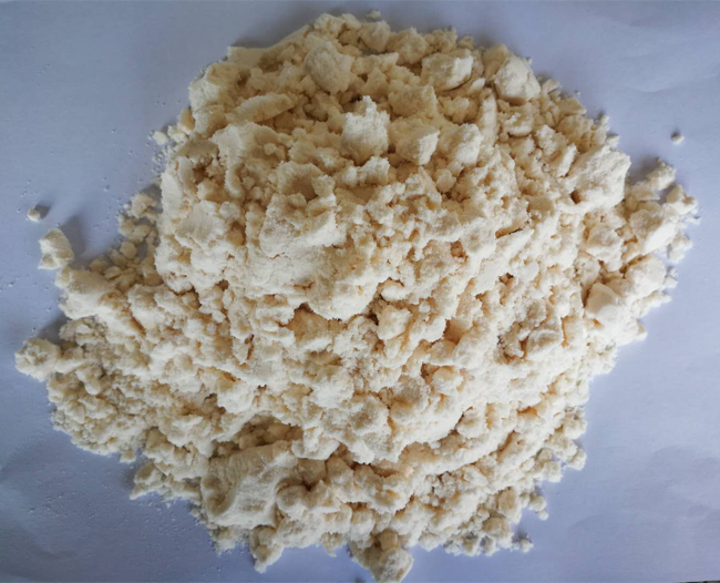 Aluminium hydroxide with moisture 3%-5%