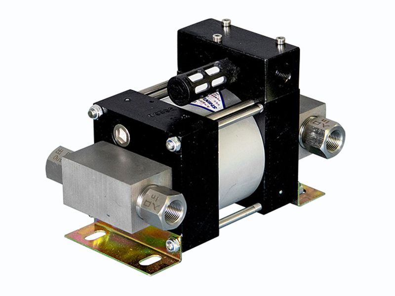 Pompes à liquide pneumatiques M