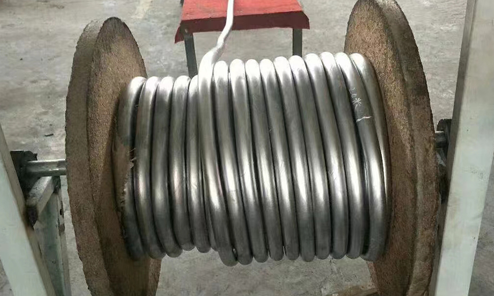 4.jpg Lead Pipe