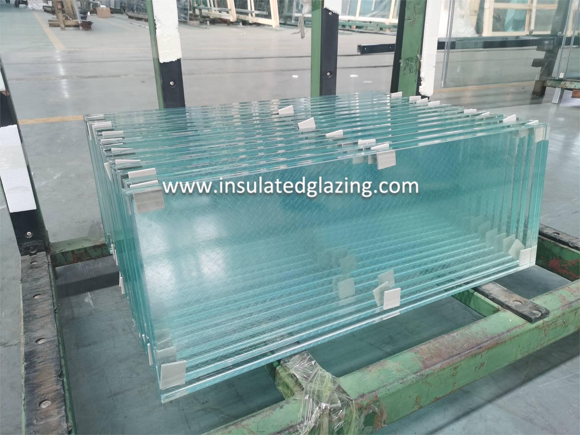 Anti-slip Glass