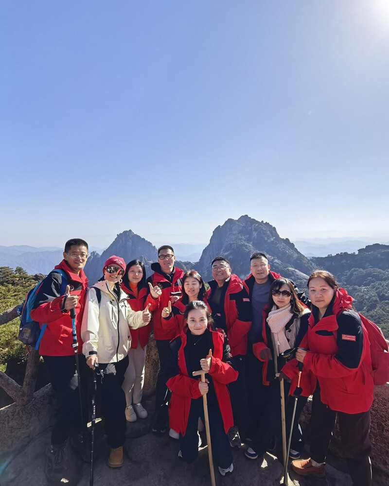 Group tours and team building in Hongcun & Mount Huang