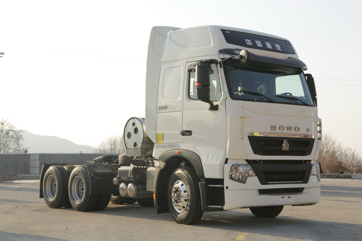 Our trucks are successfully exported to Russia to help the development of the local logistics industry Our trucks are successfully exported to Russia to help the development of the local logistics industry