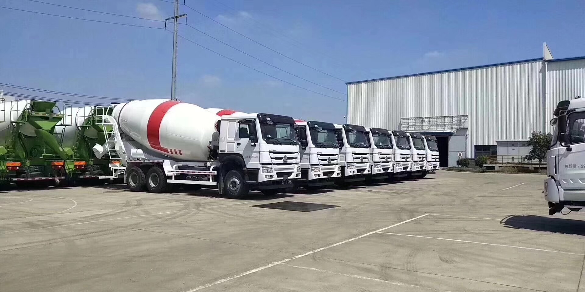 Construction machinery import and export pressure forward